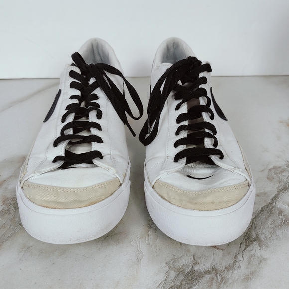 Nike Men's Blazer Low '77 Vintage White Black Canvas Sneakers, 10.5 - Picture 3 of 11
